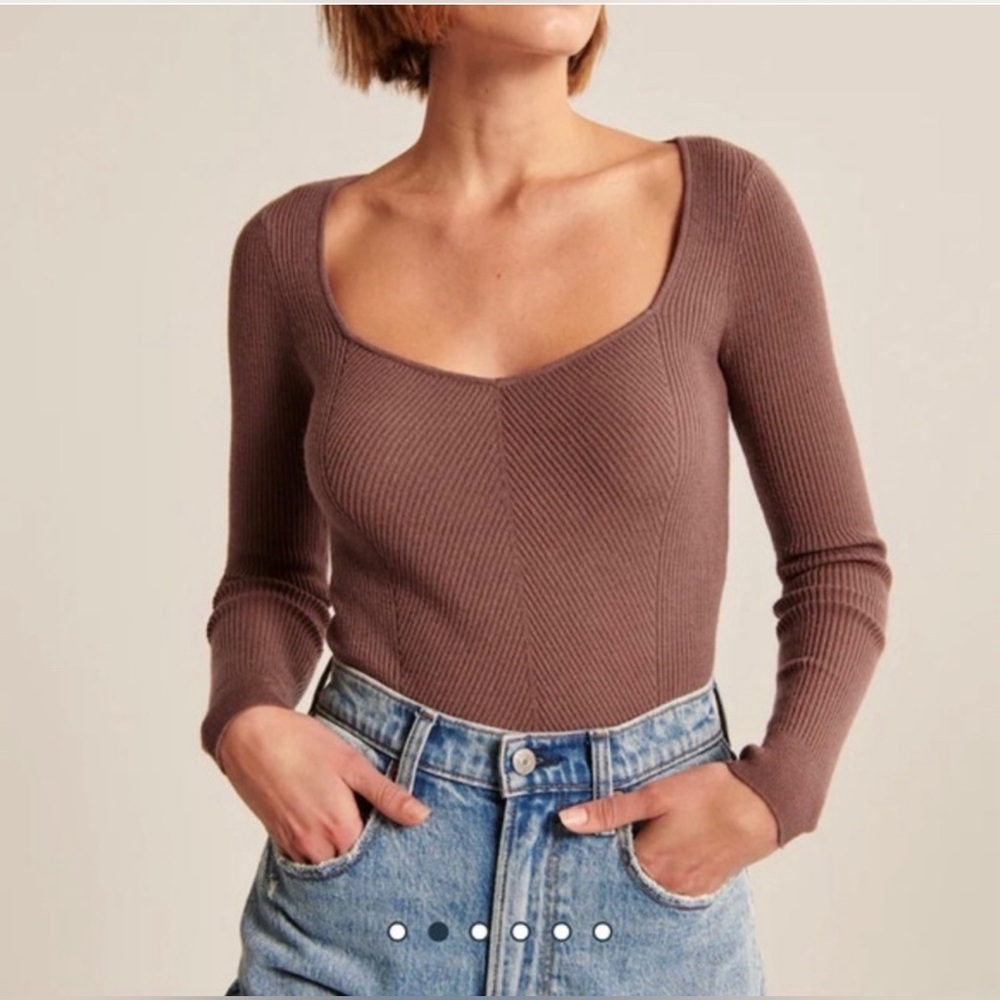 Abercrombie & Fitch soft AF collection sweater. Size L